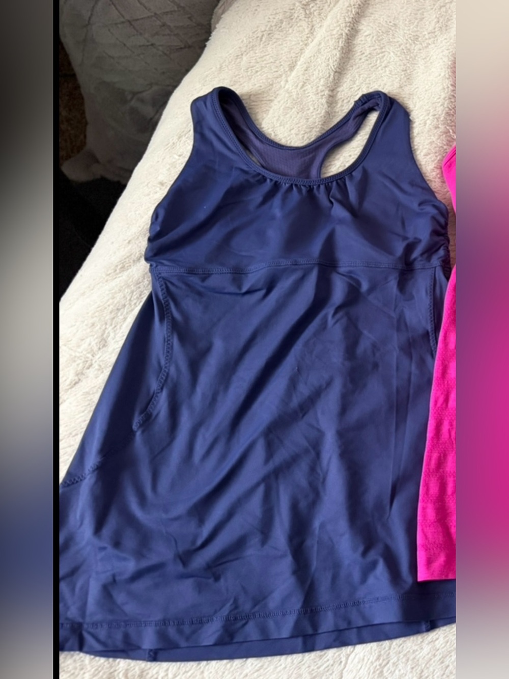 lululemon athletica Racerback Workout Tank top built in bra size 6